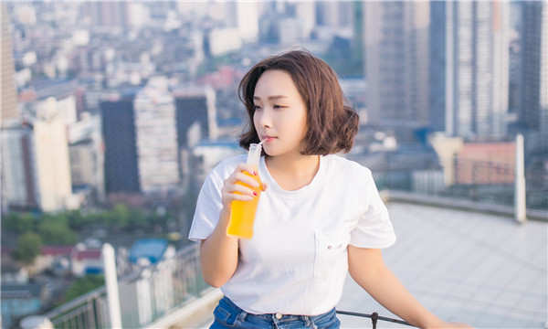 良庆关于试管代生助孕多少钱的详尽分析与指导